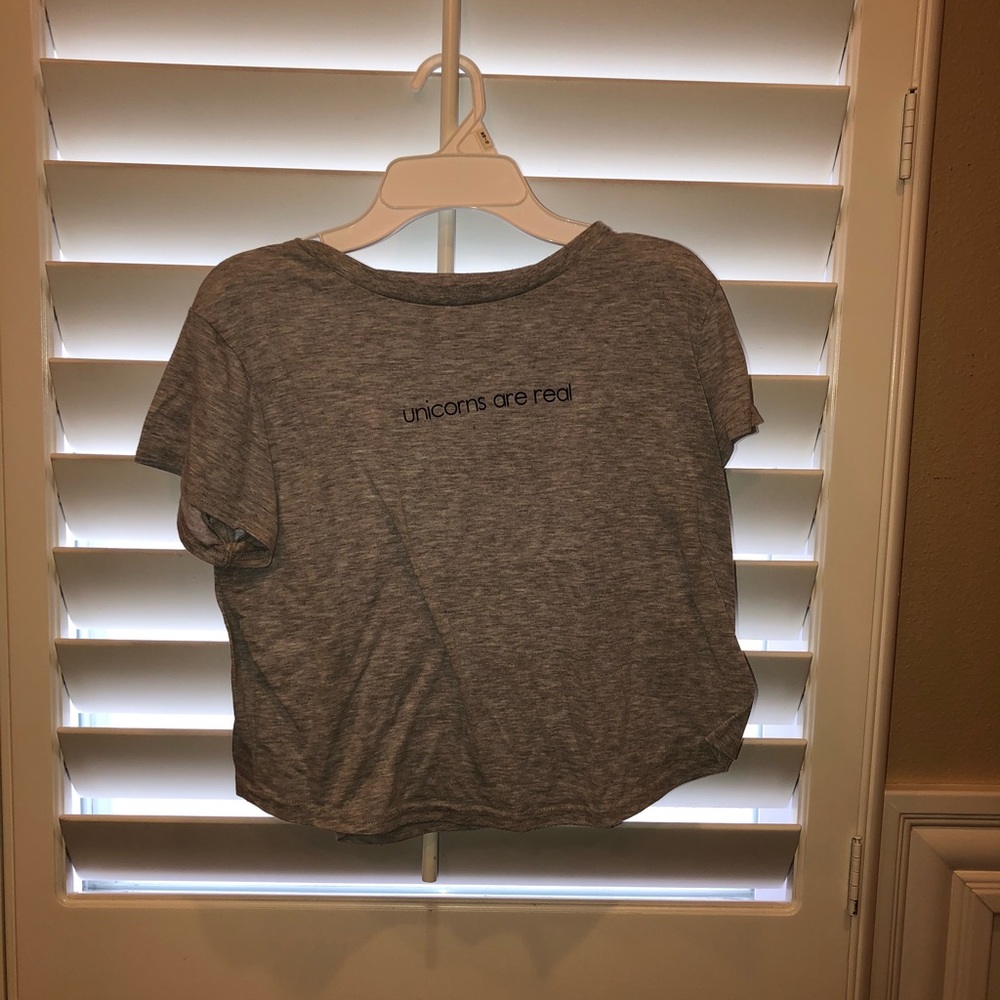 unicorns are real cropped tee